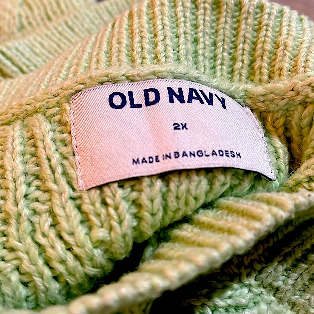 Old Navy Lime Green Sweater (105)